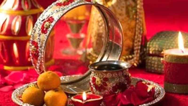 Karva Chauth on November 4: Know what color says this year for the amount of sixteen makeup and suhagins