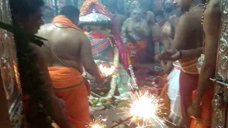 Deepawali festival begins in Mahakal temple by lighting the fluff