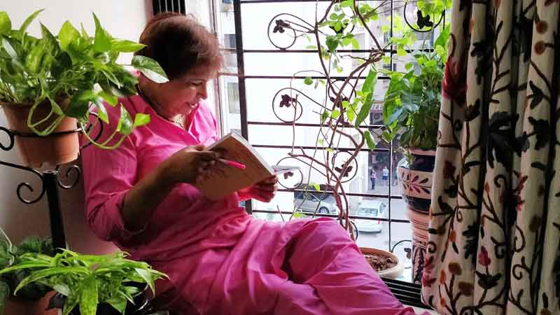 Lipstick Under My Burka fame actress Ahana Kumra's mother attained a lawyer degree at the age of 68 the actress said 'I am very proud! Advocate '