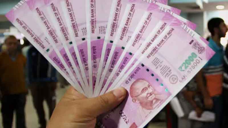 Salary Hike! Diwali gift to 8.5 lakh bank employees salary will increase by 15%