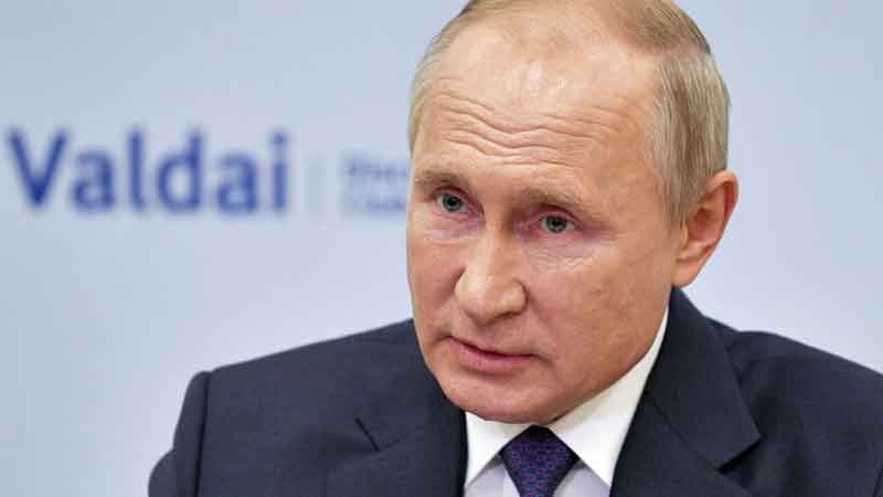 vladimir-putin-may-quit-his-post-next-year-seen-staggering-in-the-footage