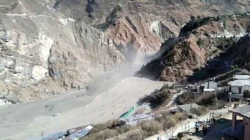 High alert to many districts due to Himalayan glacier eruption in Uttarakhand