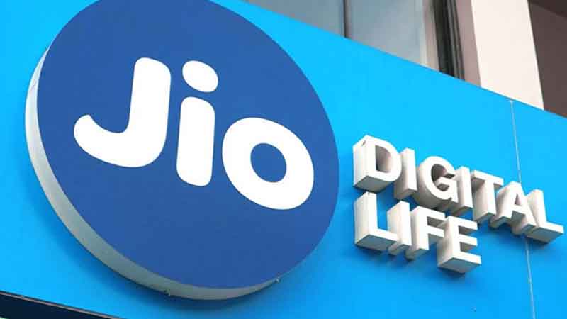 Laptops can also be launched JioBook will be named OS will also be Jio's