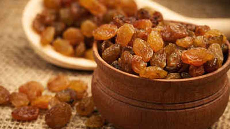 Men should include raisins with milk in their diet you will get this benefit