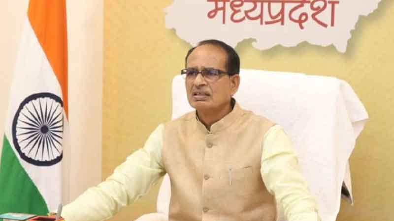 CM Shivraj Singh Chauhan is saying "Tell me on WhatsApp" how to unlock MP?