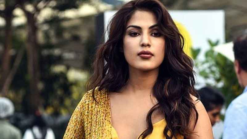 Riya not getting a chance in Bollywood? Searching for South Films