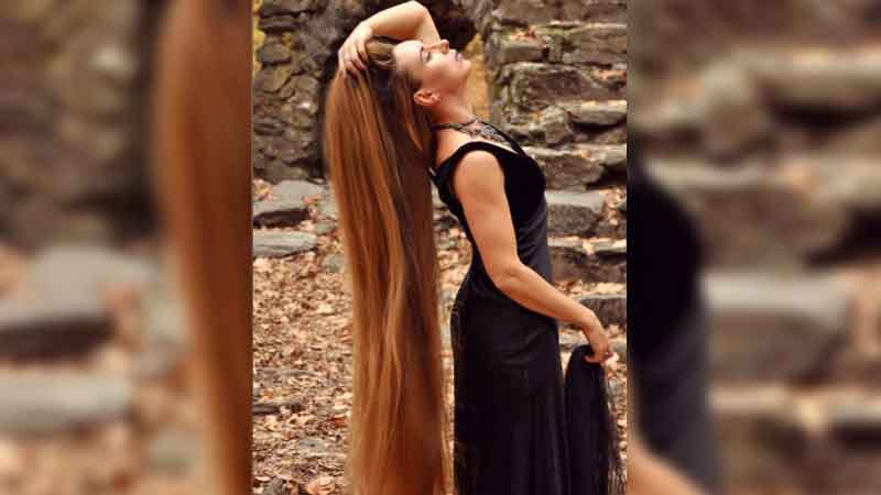 This girl dominated because of four feet long hair, got crores of offers!