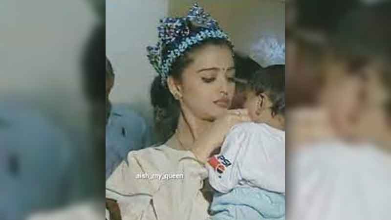 Aishwarya was seen caressing a crying baby, 27 years old video went viral