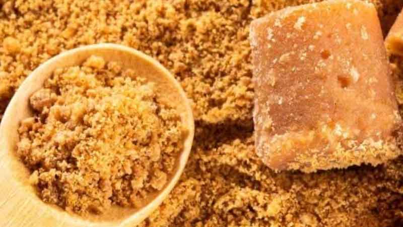 Jaggery keeps the lungs healthy, will give strength to the body from inside, know tremendous benefits