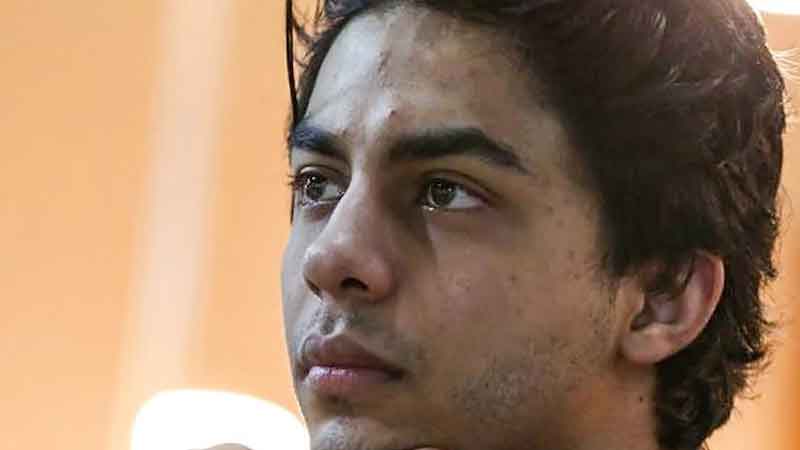 Papa - Aryan Khan started crying after seeing mother, such was the condition of all three