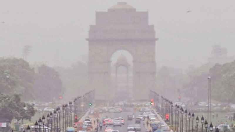 Health emergency-like situation in the capital Delhi, 'poison' in the air increased even more today
