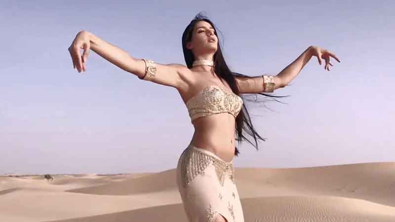 Nora Fatehi sets internet on fire with belly dance, won't blink after watching the video