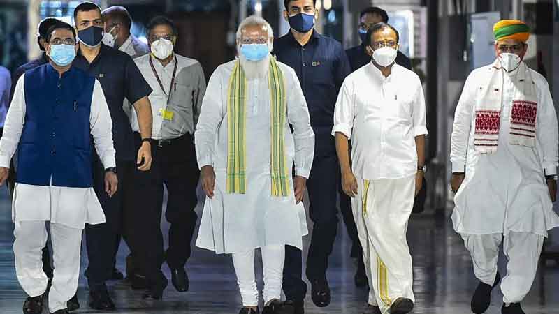 For the first time in history, the meeting of the BJP Parliamentary Party outside the Parliament premises, PM's respect