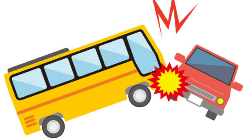 bus-swings-in-air-after-hitting-car-iit-professor-falls-35-feet