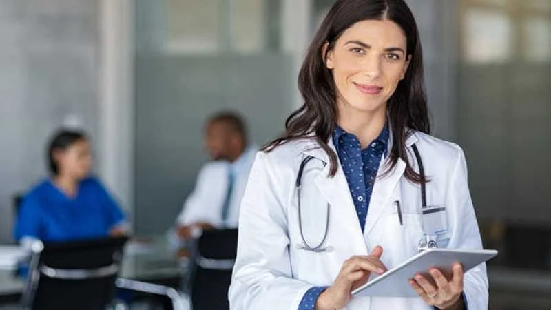 The growing gap between doctors and patients: the need for solutions and the role of society