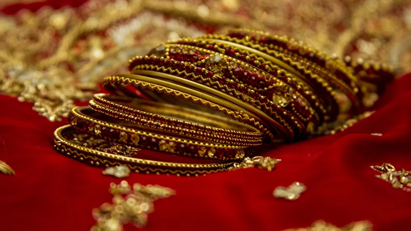 Gold and Silver Price Volatility: Market Analysis of 9th June 2025